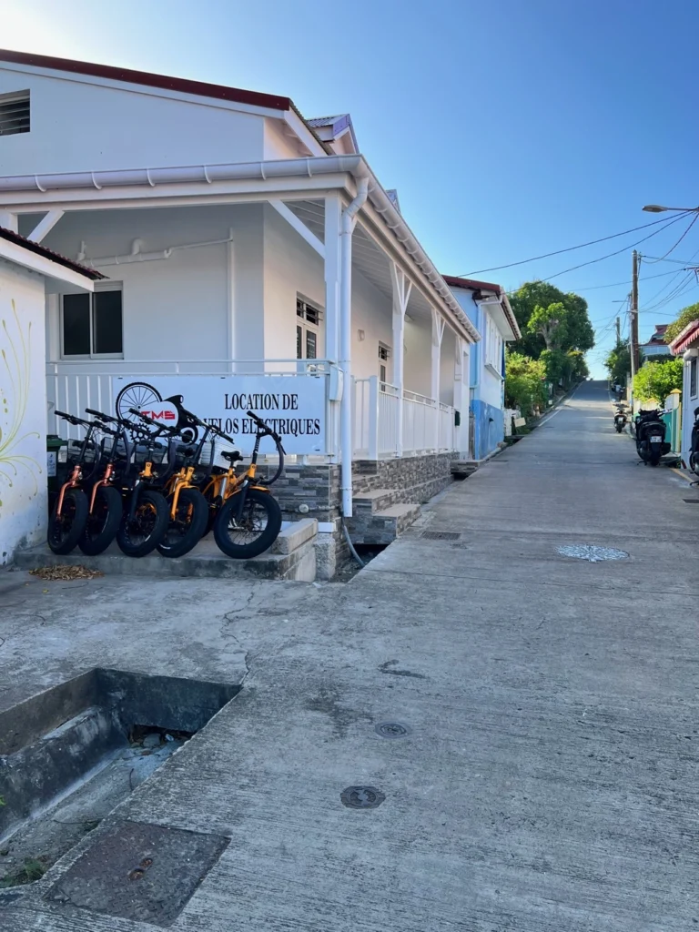 Location de vélos électriques aux Saintes
